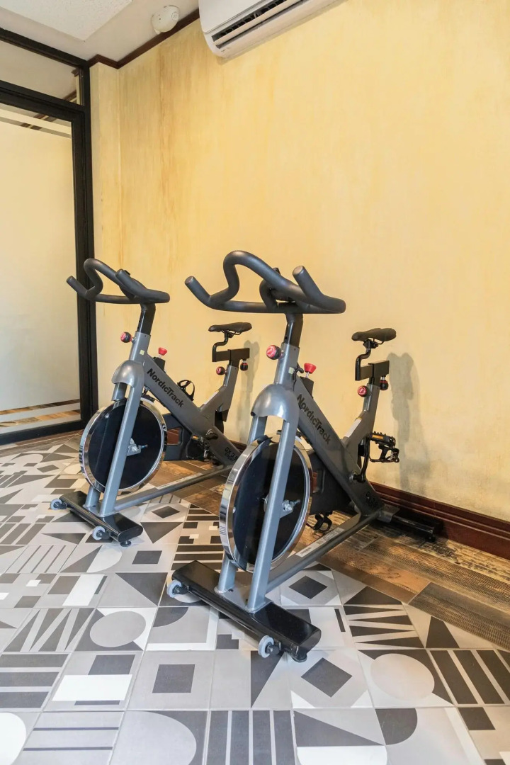 Casa de Adobe Gallery & Luxury Boutique