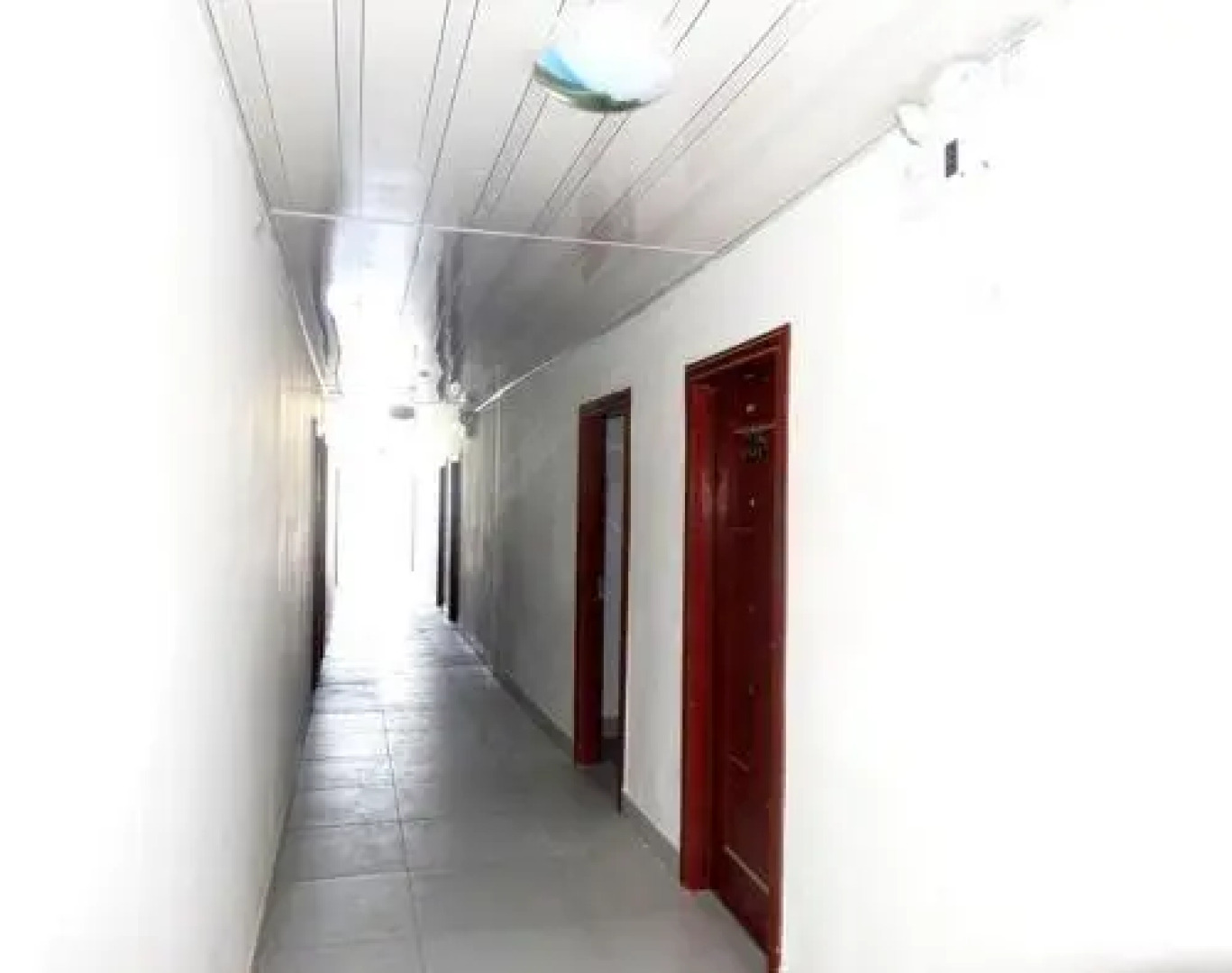 Airlines Business Hotel