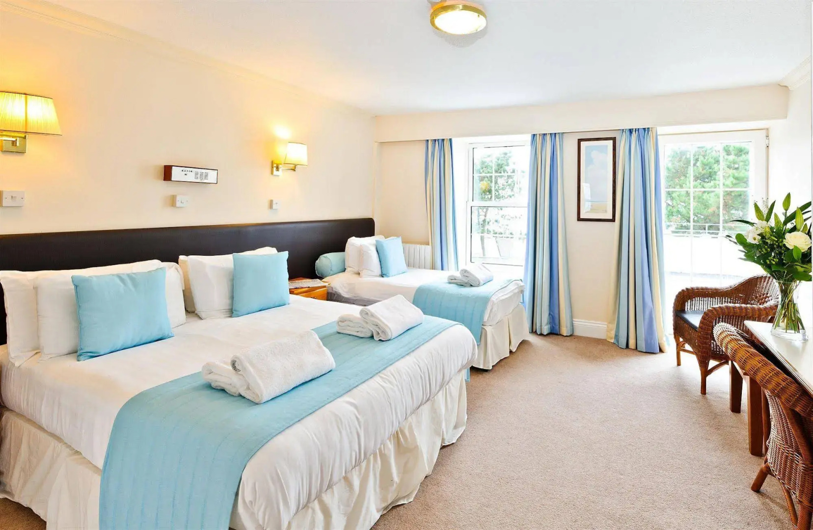 The White House Hotel