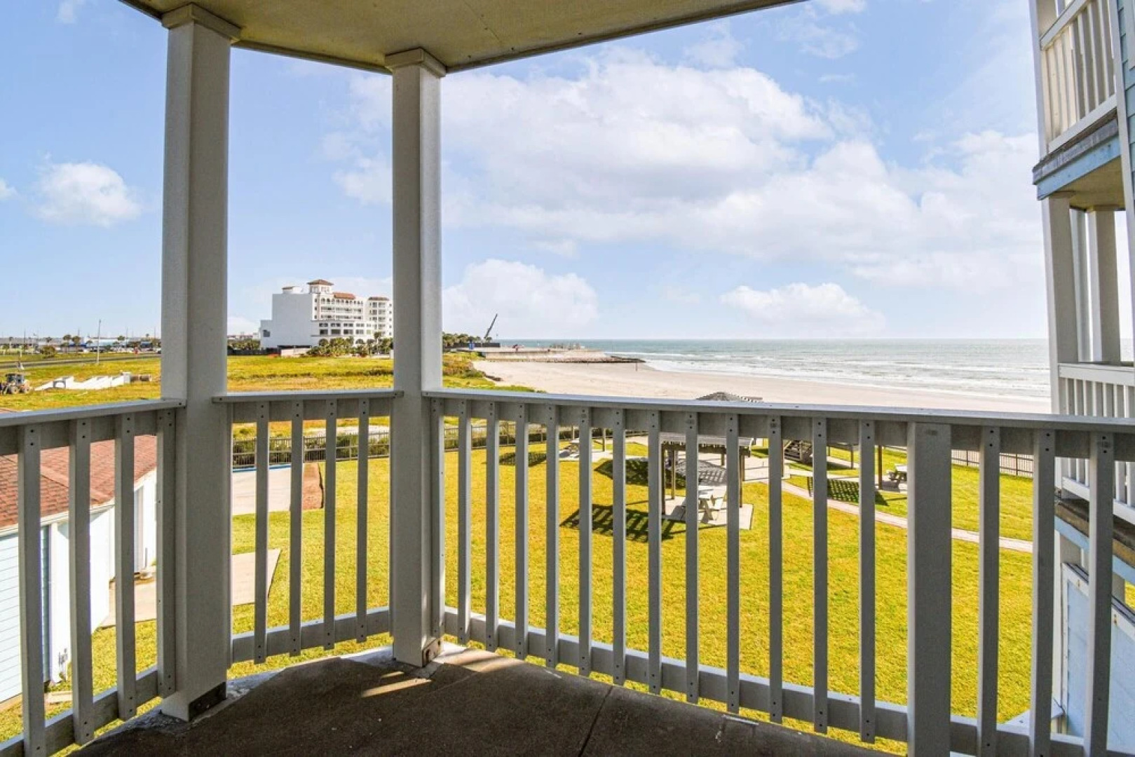 Seascape 2216 Hotel Room