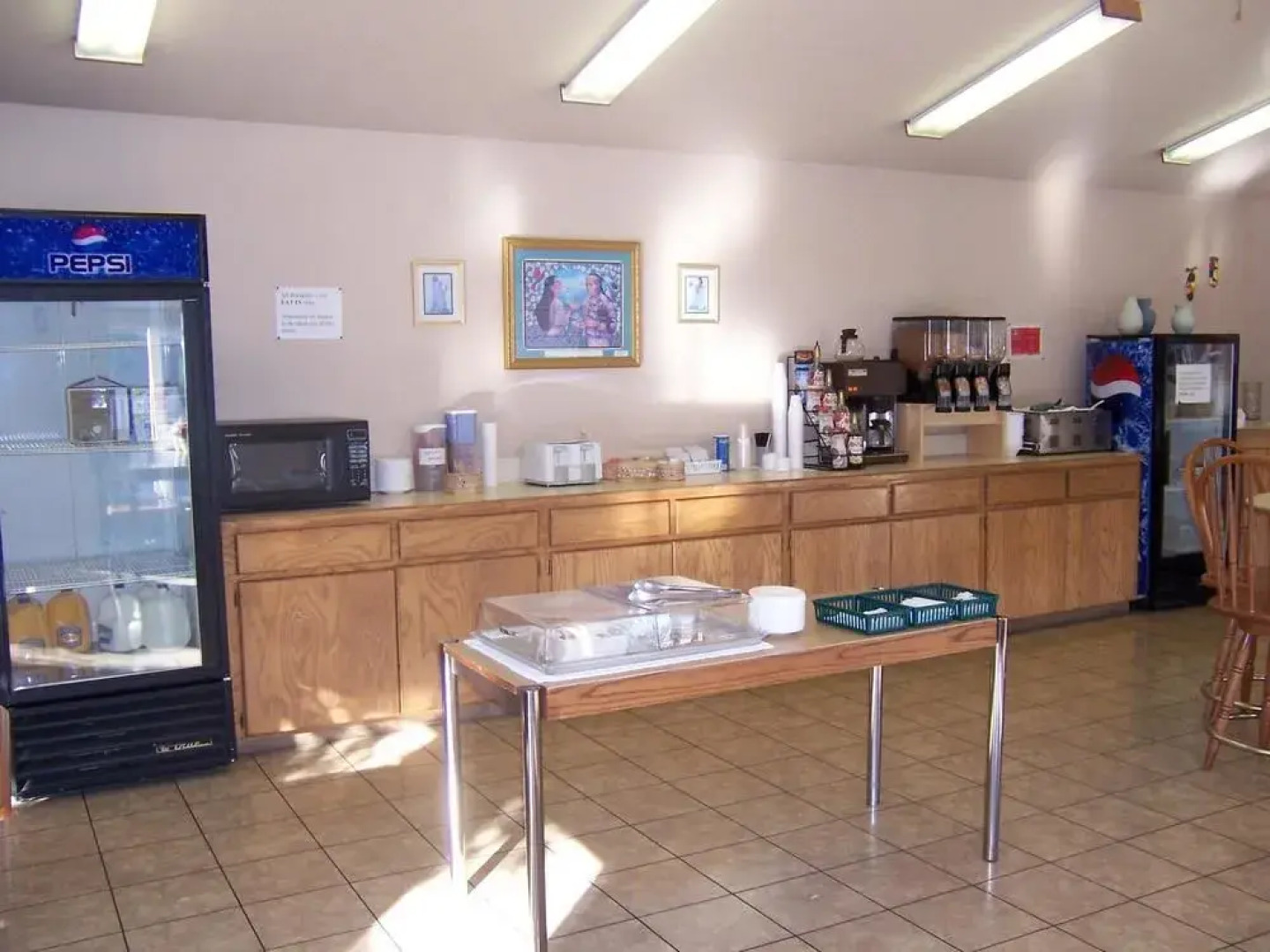 Oak Hill Inn & Suites