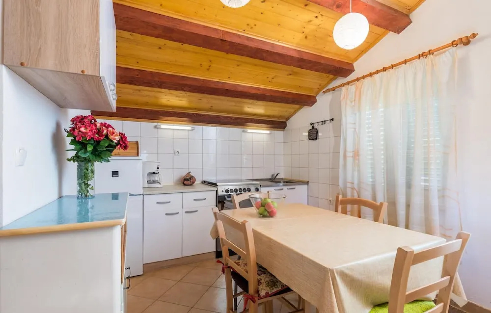 Beautiful Apartment in Balenska Draga With 2 Bedrooms