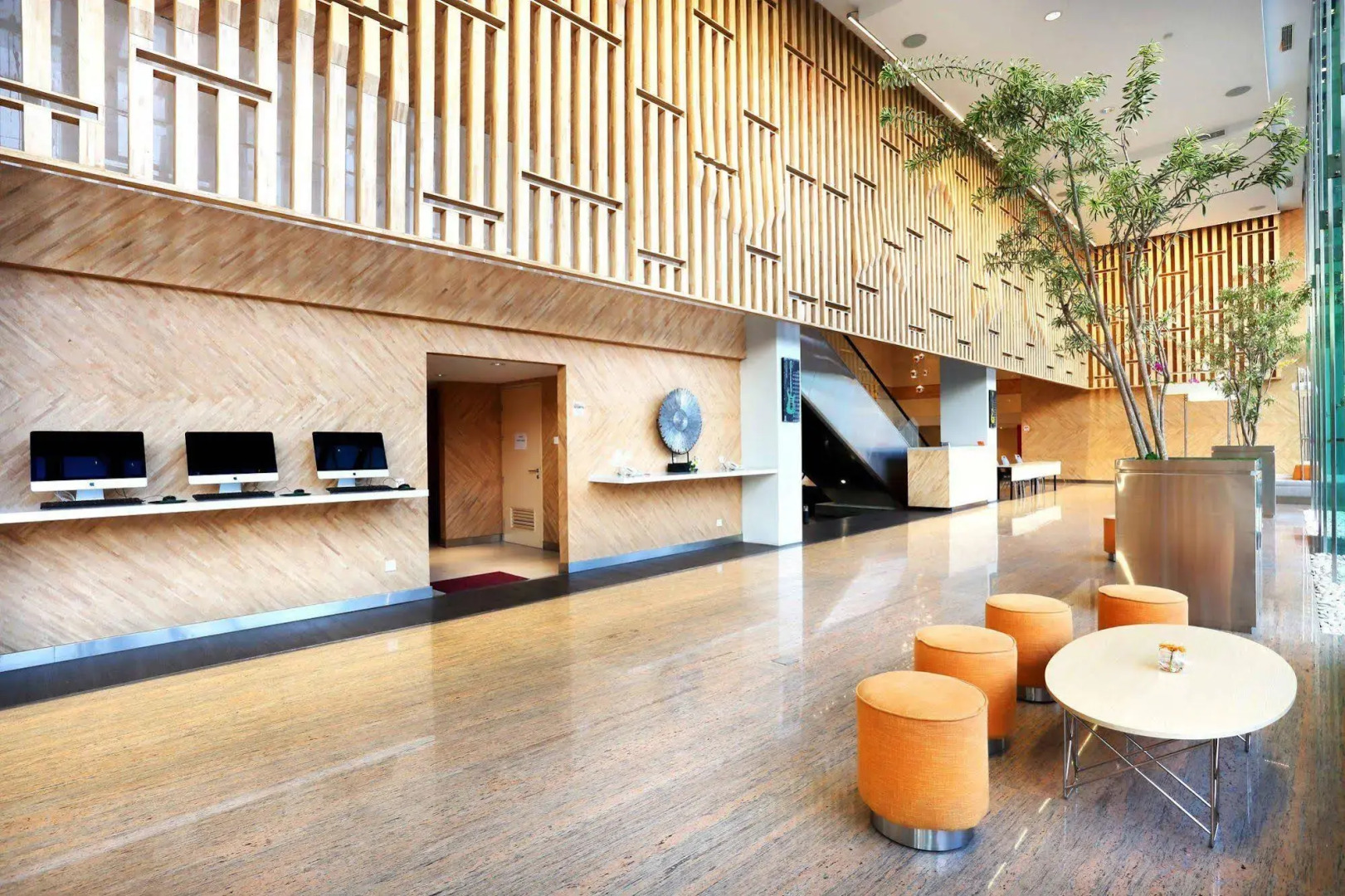 HARRIS Hotel & Conventions Gubeng Surabaya