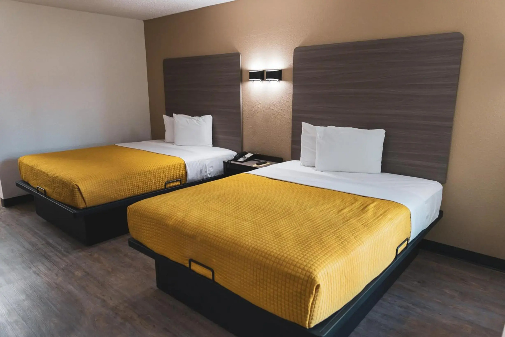 Express Inn & Suites