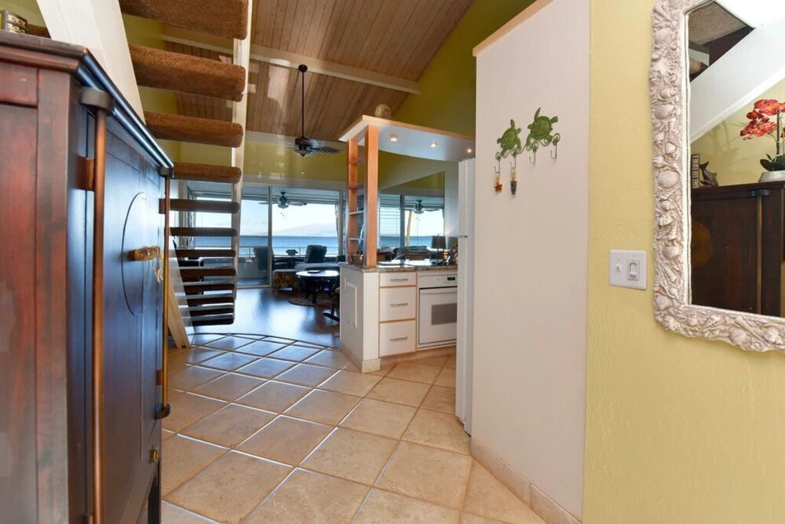 Kulakane 307 by RedAwning