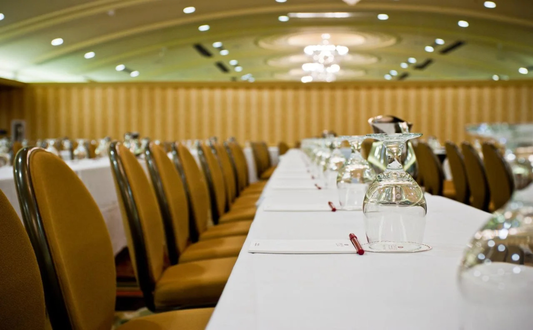 Crowne Plaza Louisville Airport Expo Ctr by IHG