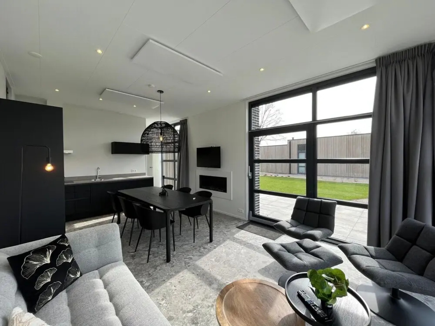 Veluwemeer Chalet Park Retreat