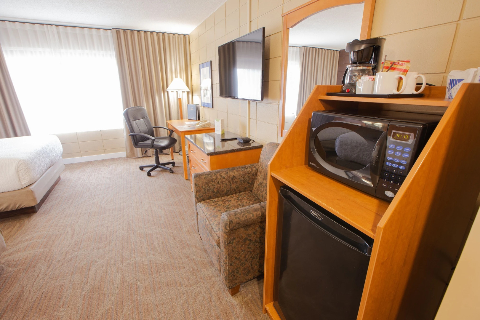 The Neighbourhood Inn