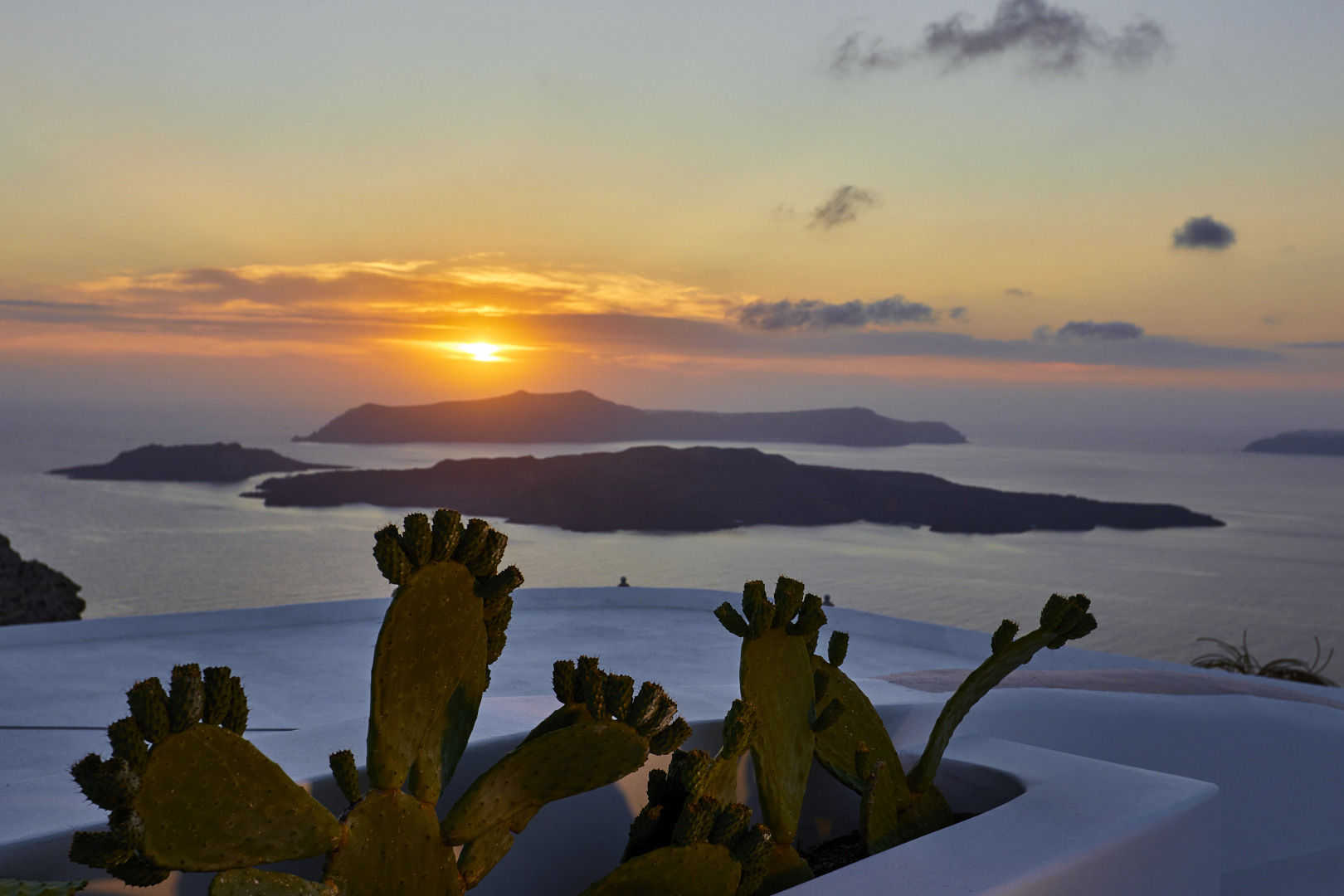 Alti Santorini Suites