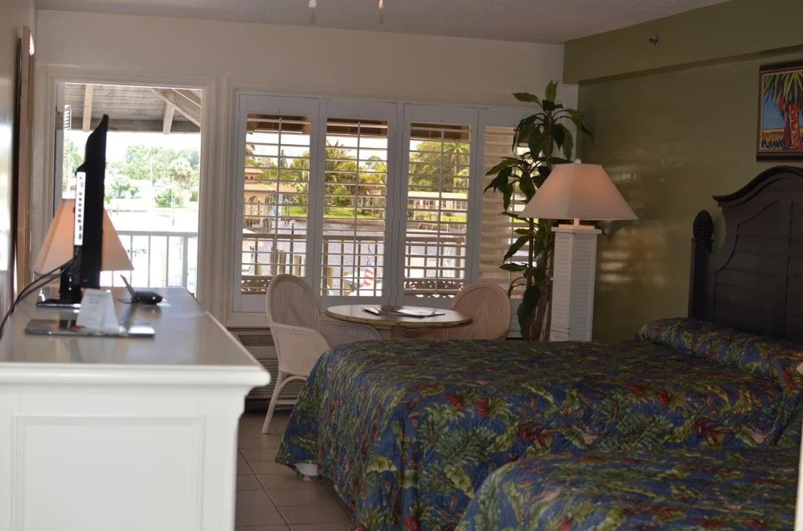 Pirate's Cove Resort & Marina