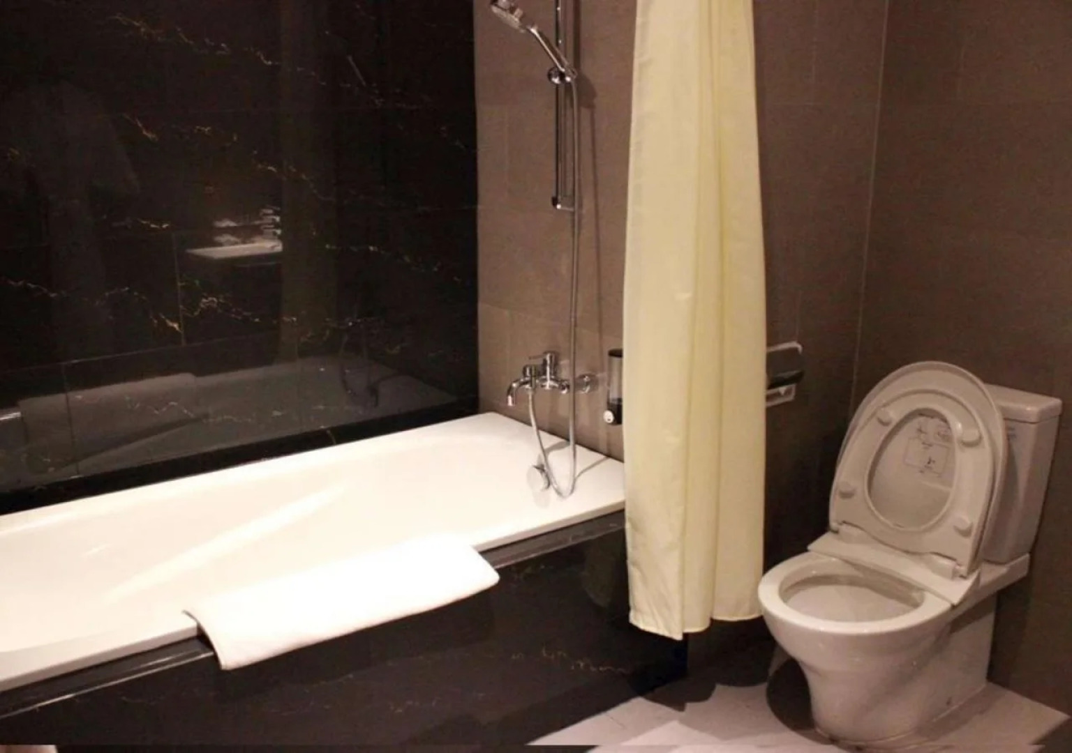 Sakura Park Hotel & Residence