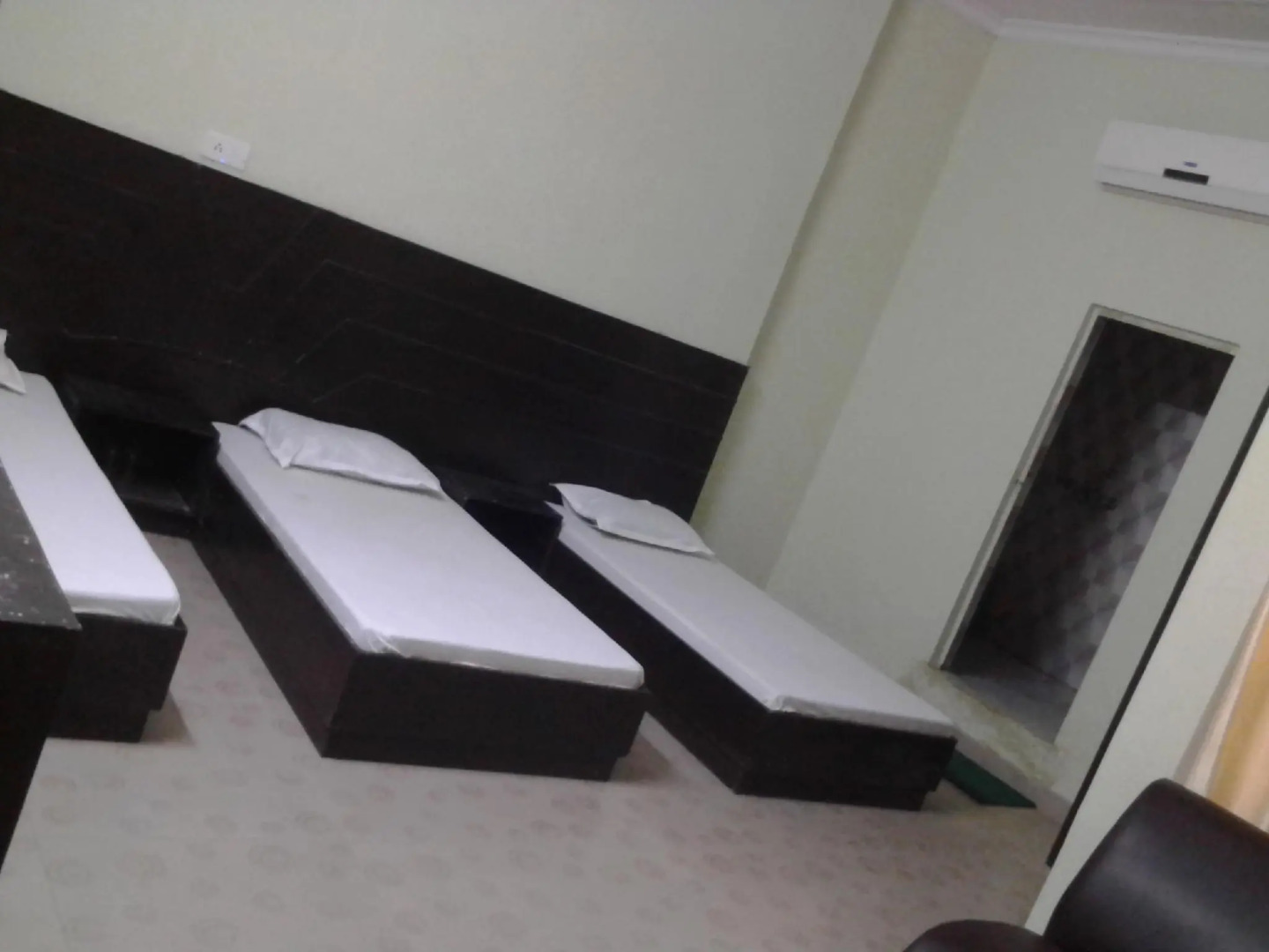 OYO Flagship 23686 UR Guest House