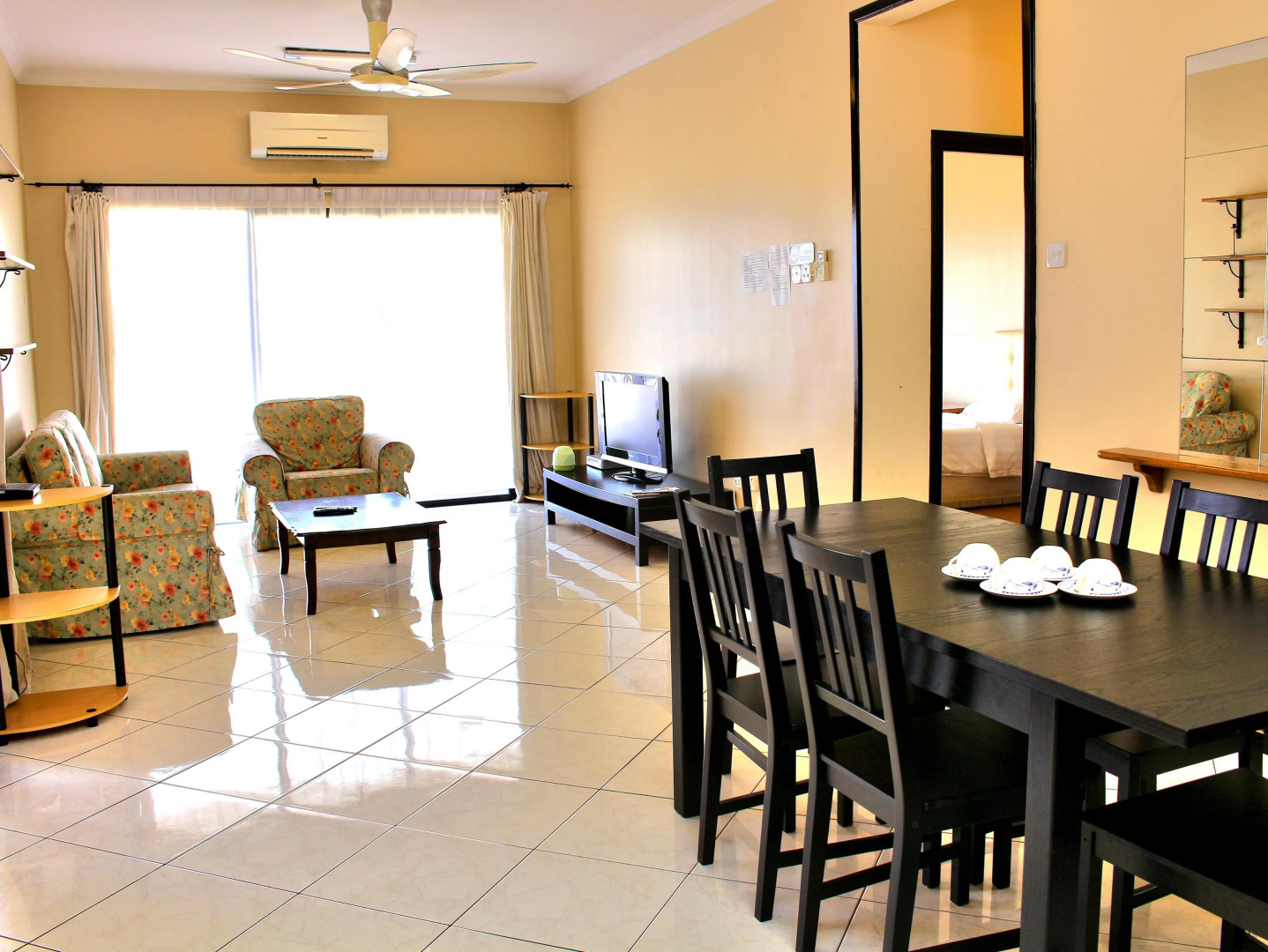 KK Vacation Apartments @ Marina Court Resort Condominium
