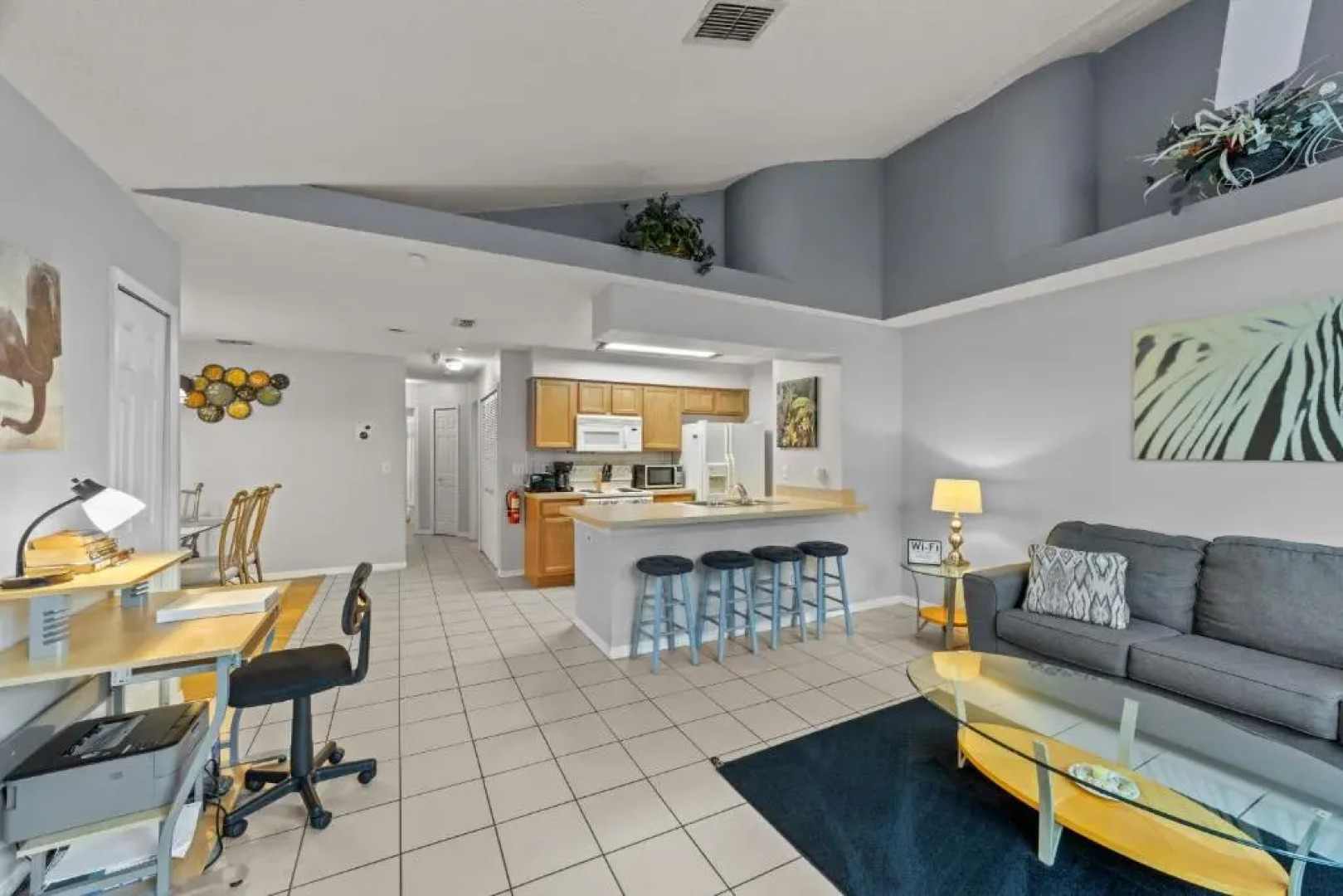 Mickey's Backyard Neighbor!