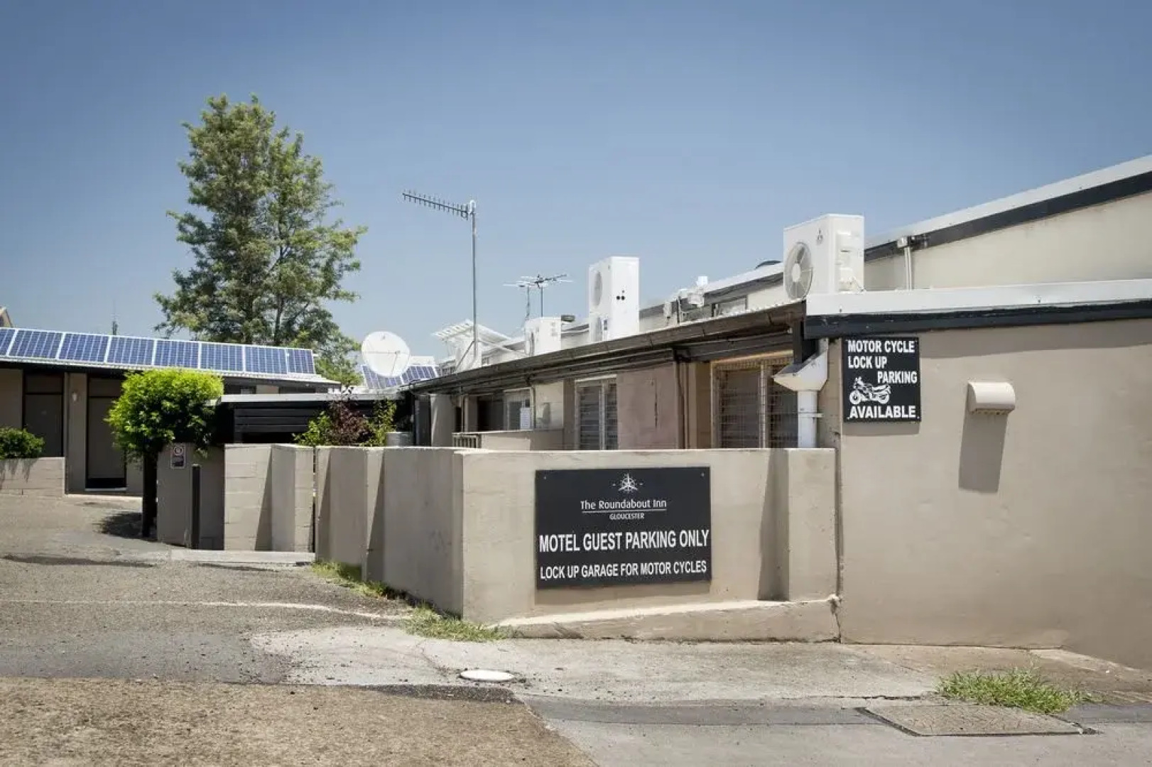 Roundabout Inn Gloucester