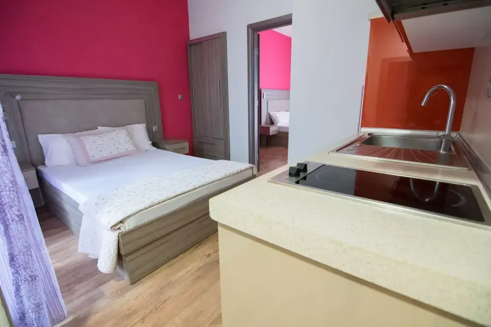 Avra Comfort Rooms- Family