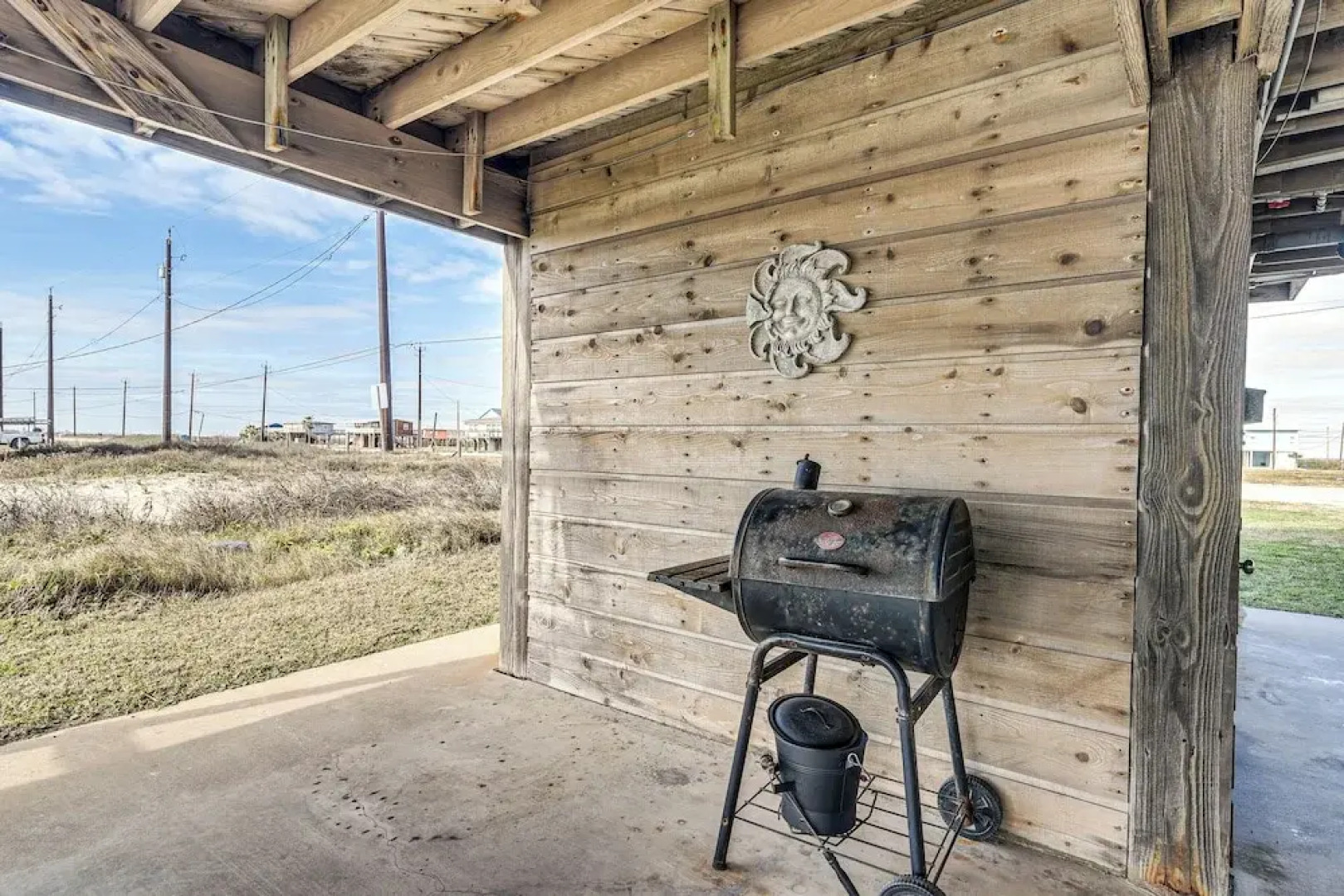 Gulf Coast Views: Waterfront Surfside Beach Home!