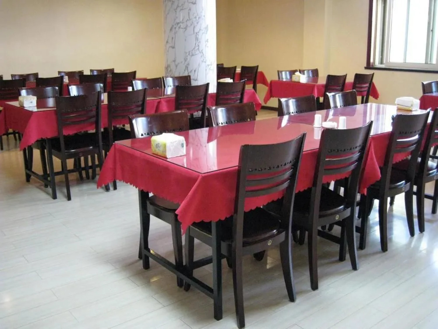 Zhuhui Business Hotel - Qingdao