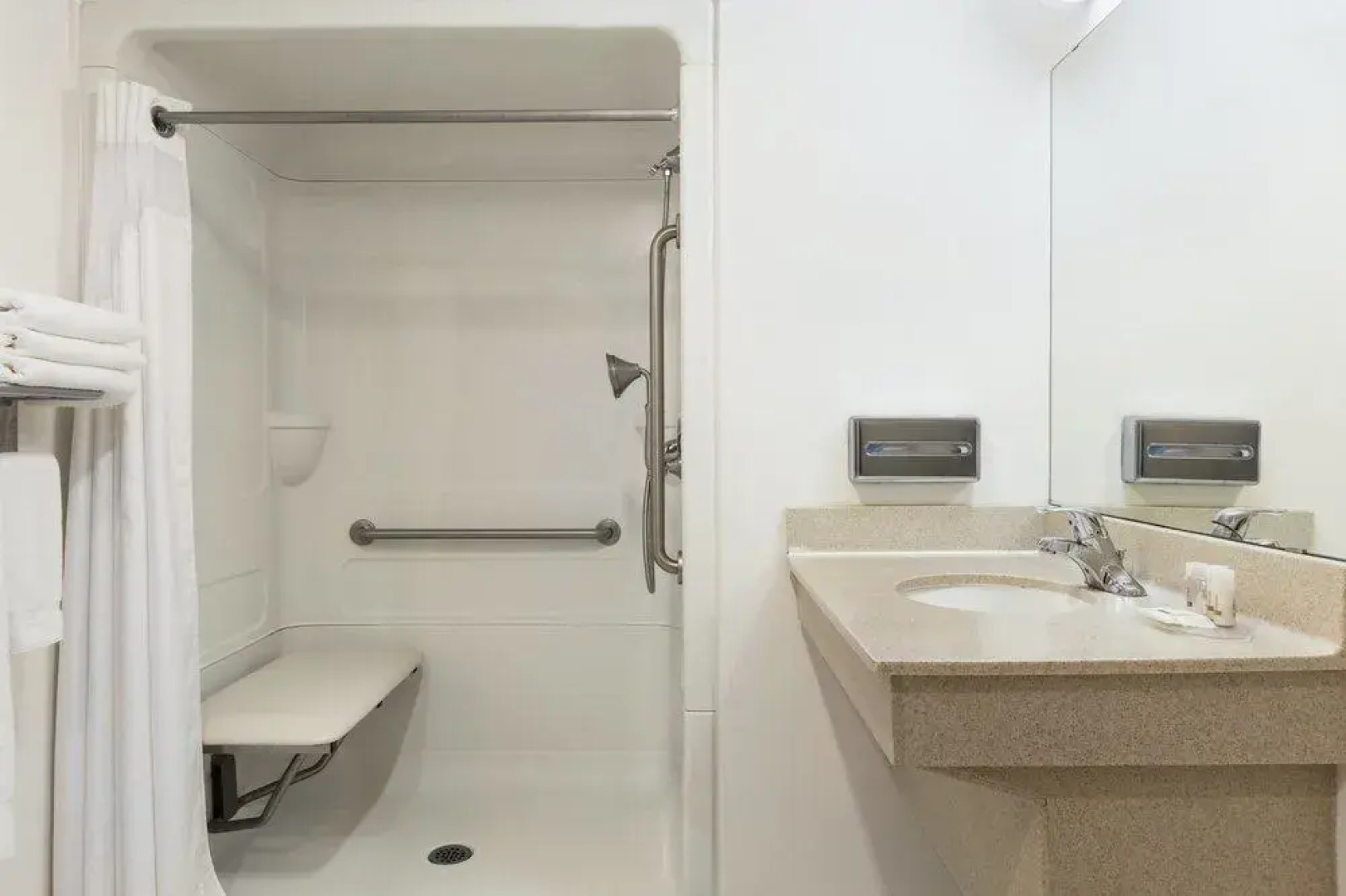 Days Inn & Suites Moncton