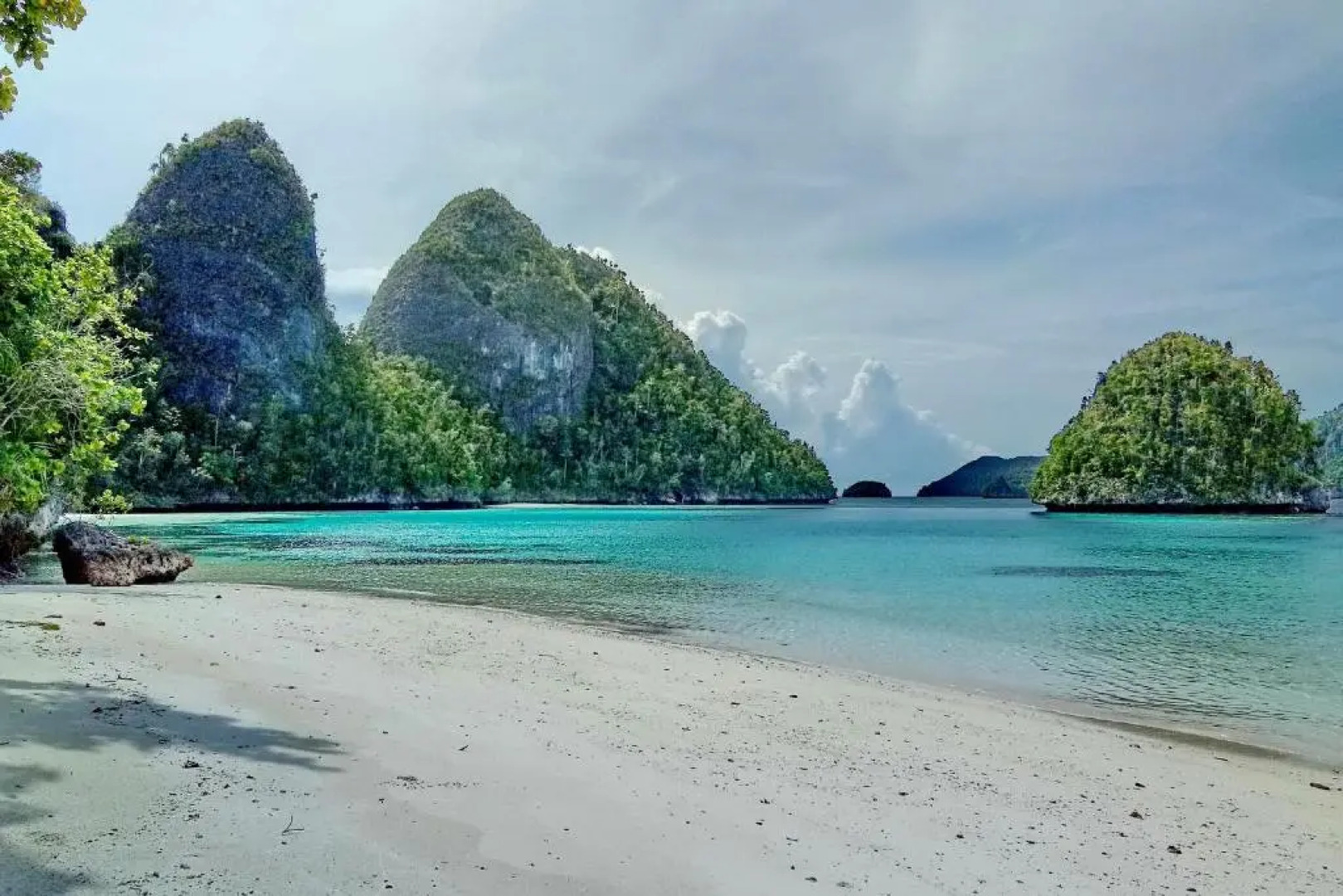 Raja Ampat Dive Lodge