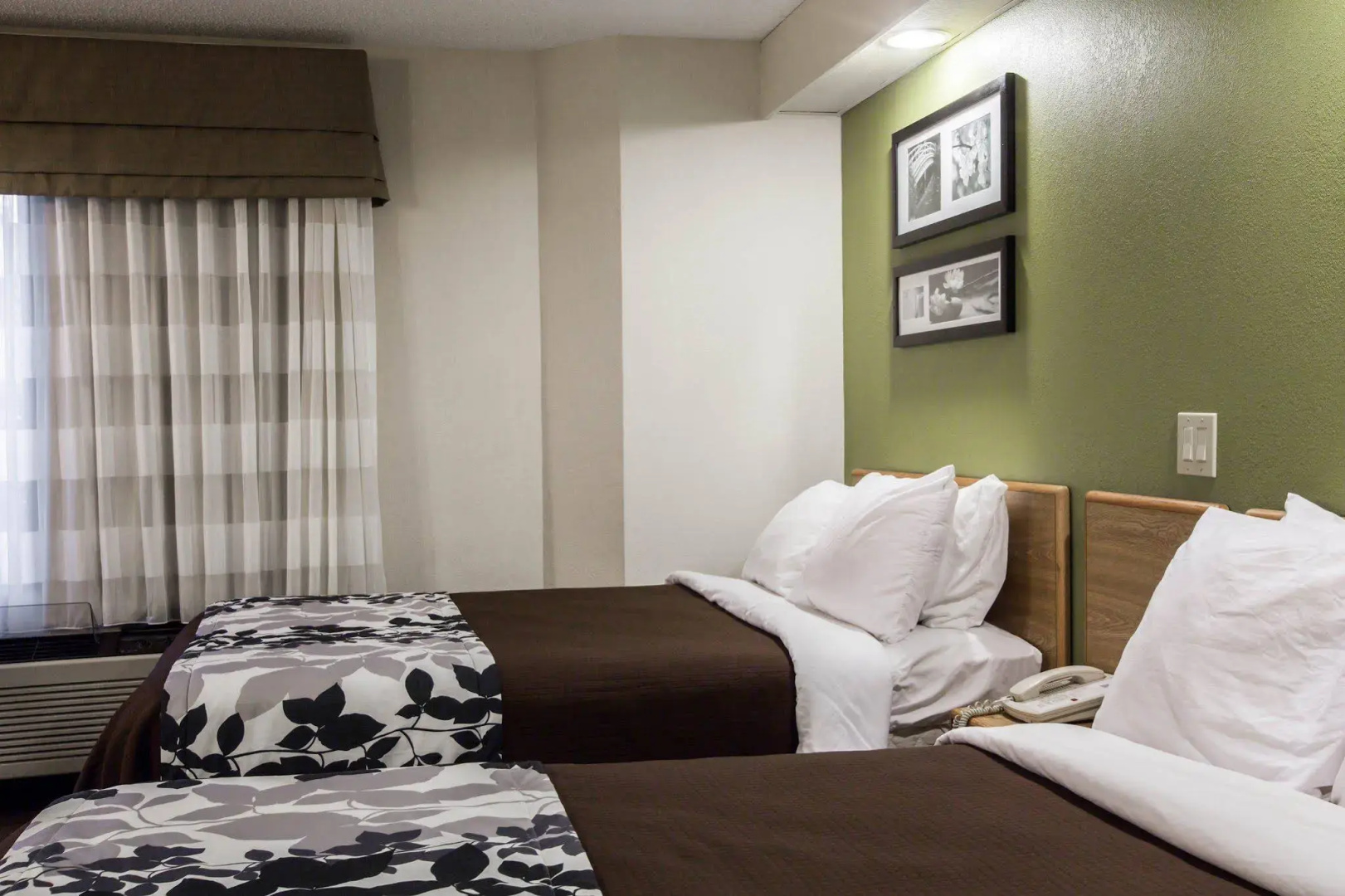Rodeway Inn Austell Six Flags