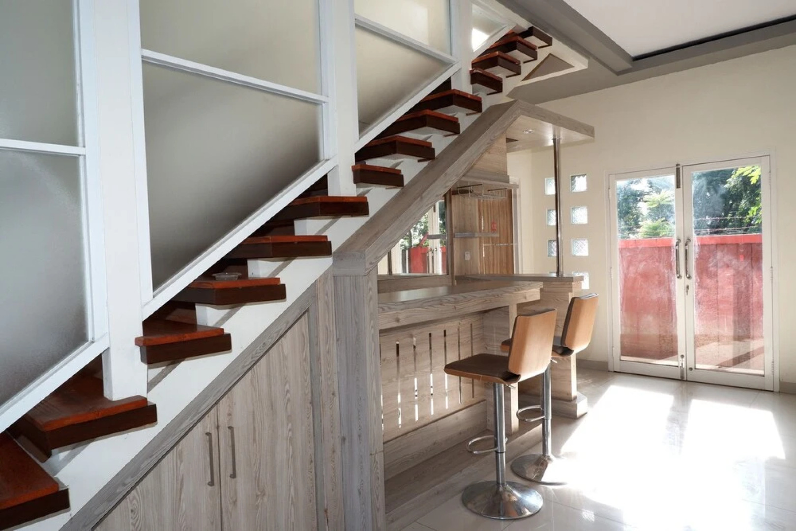 Heritage Hotel by OYO Rooms