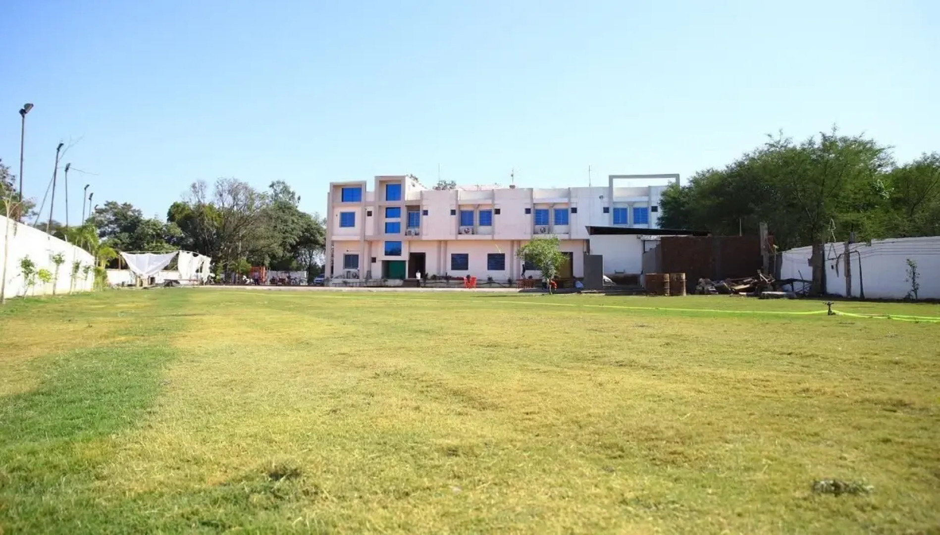 Hotel Tirupati Palace