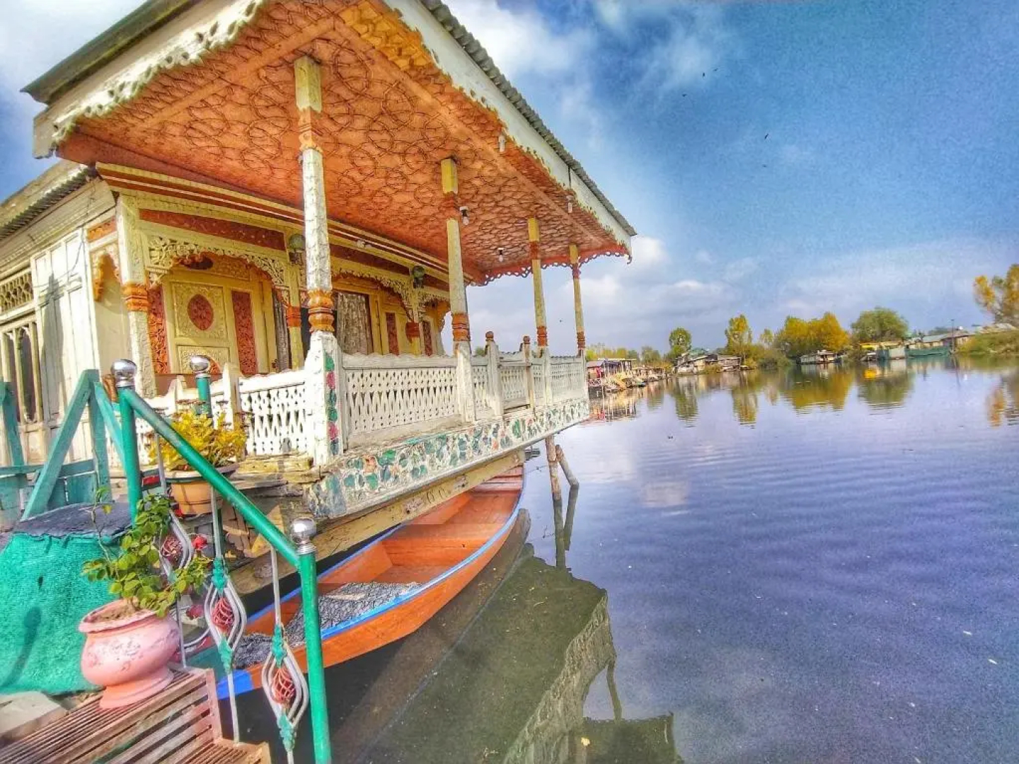 Houseboat Rajas Palace