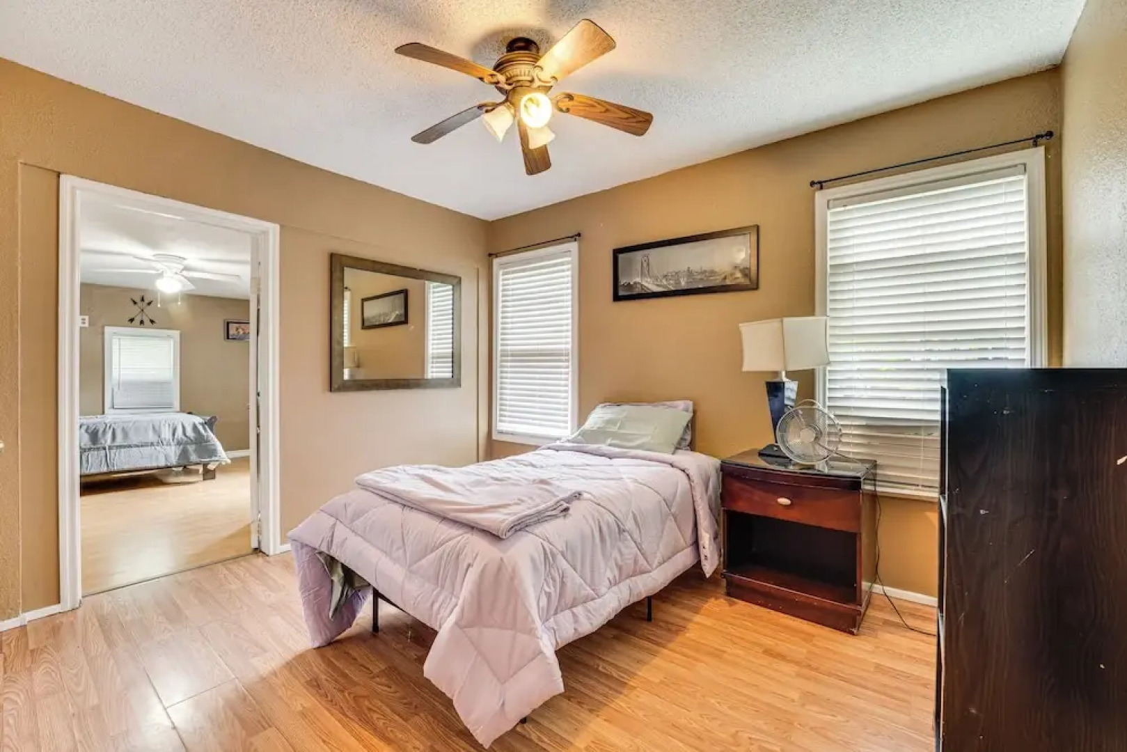 Fire Pit & Grill: Victoria Home Near Downtown