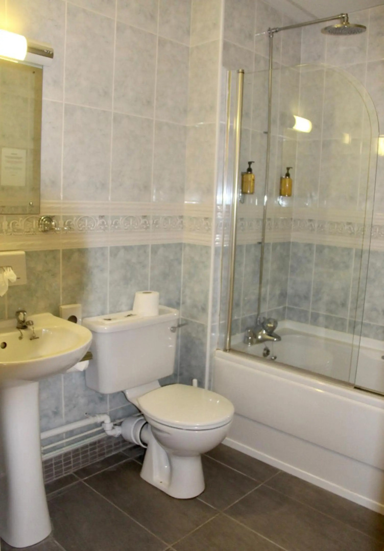 Oliver Cromwell Hotel