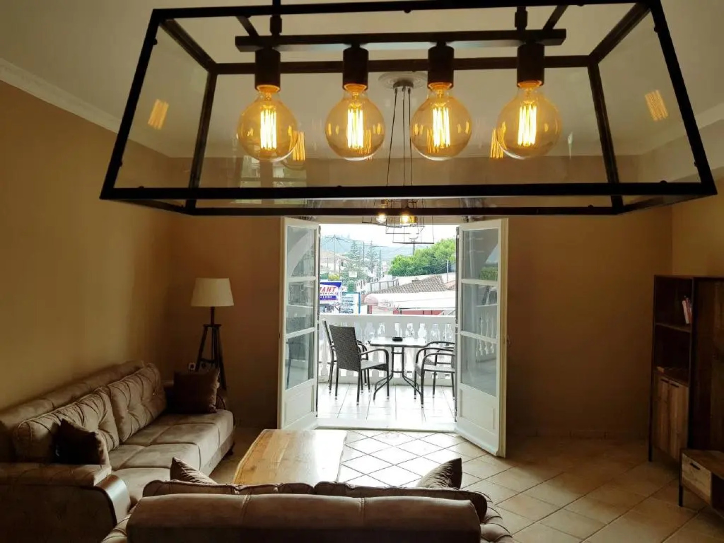 Mojo modern apartment 2