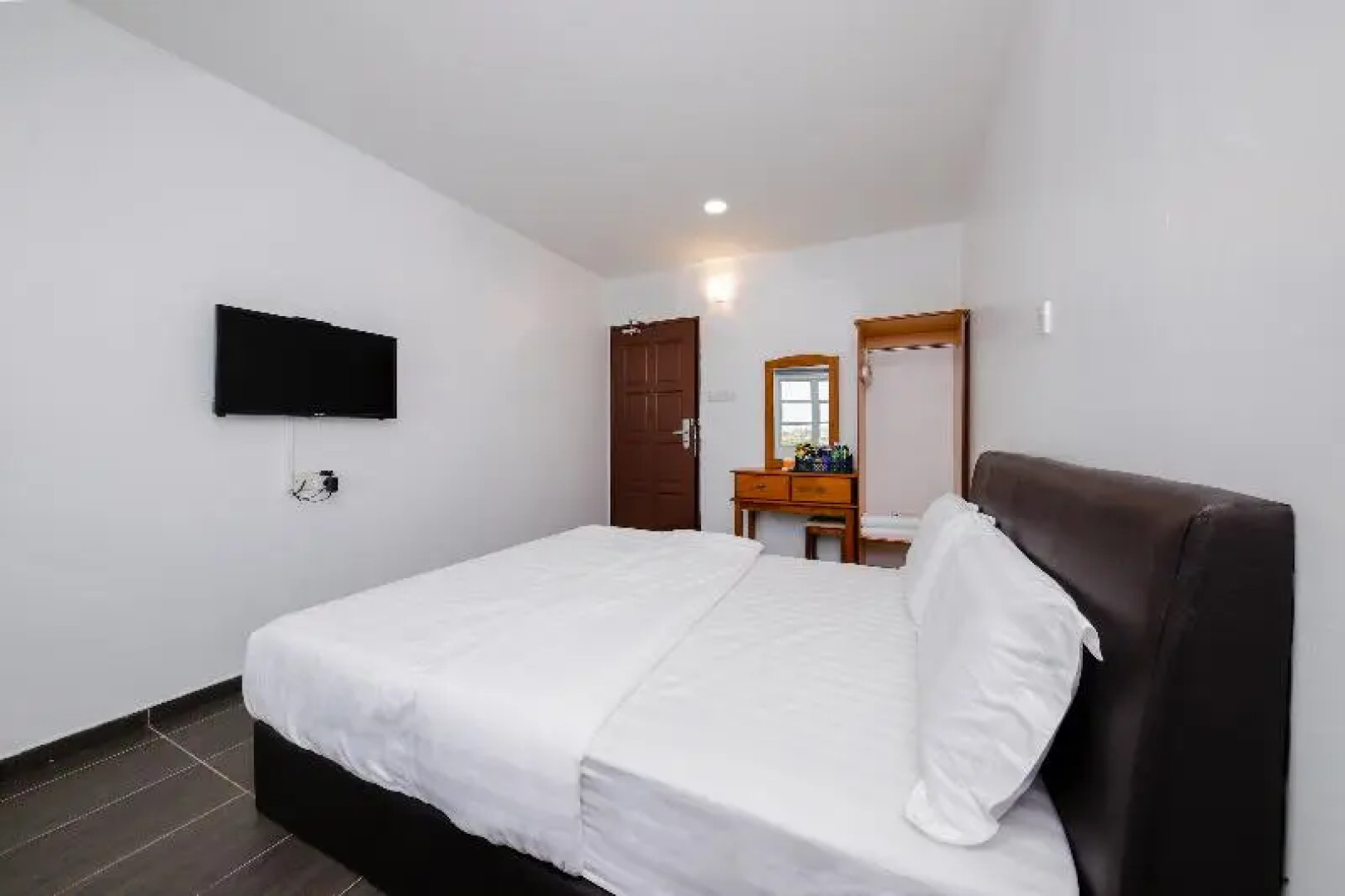 Spot On 89801 Sweet Home Hotel Sabak Bernam