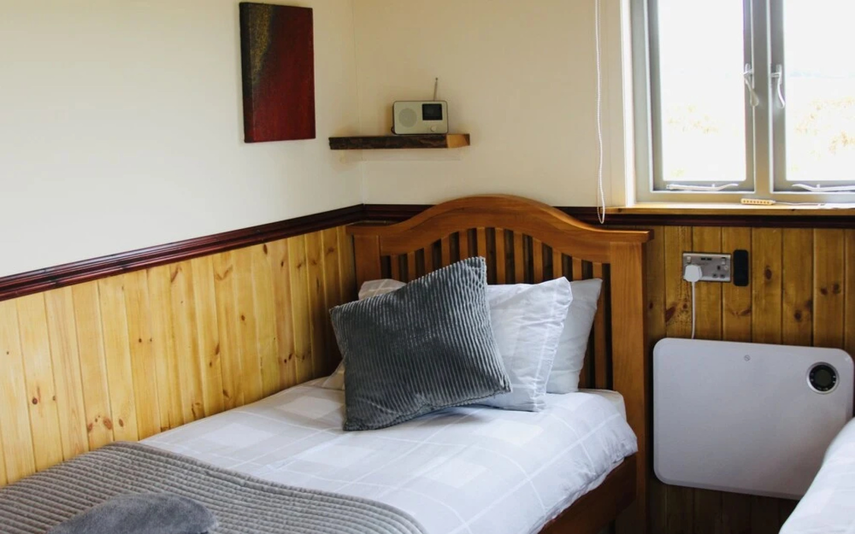 Easter Airfields off Grid Shepherds hut