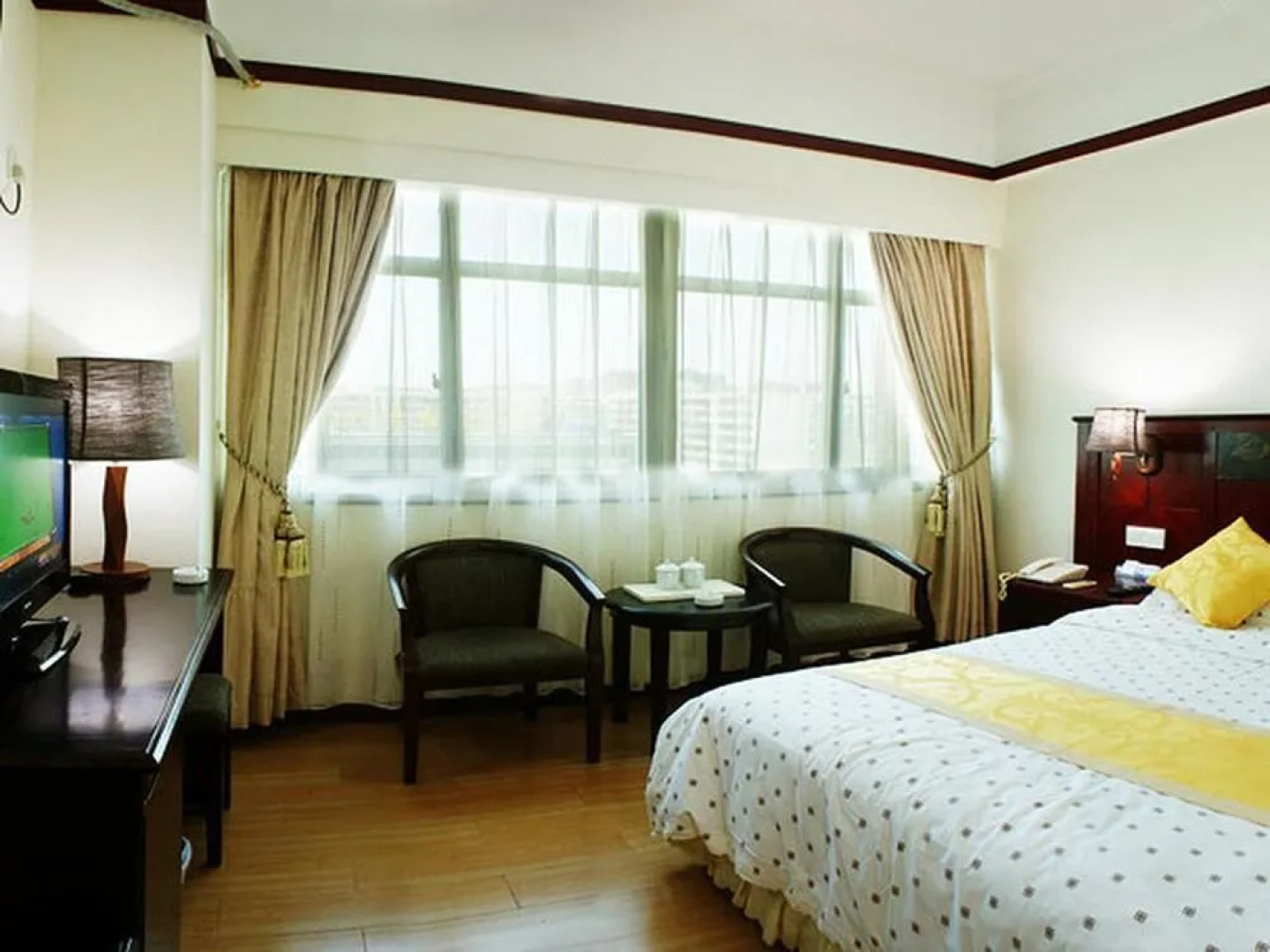 Haikou Huayuan Tiedao Hot Spring Hotel