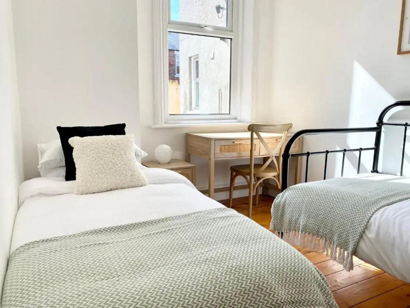 50 Biddlestone Road Heaton