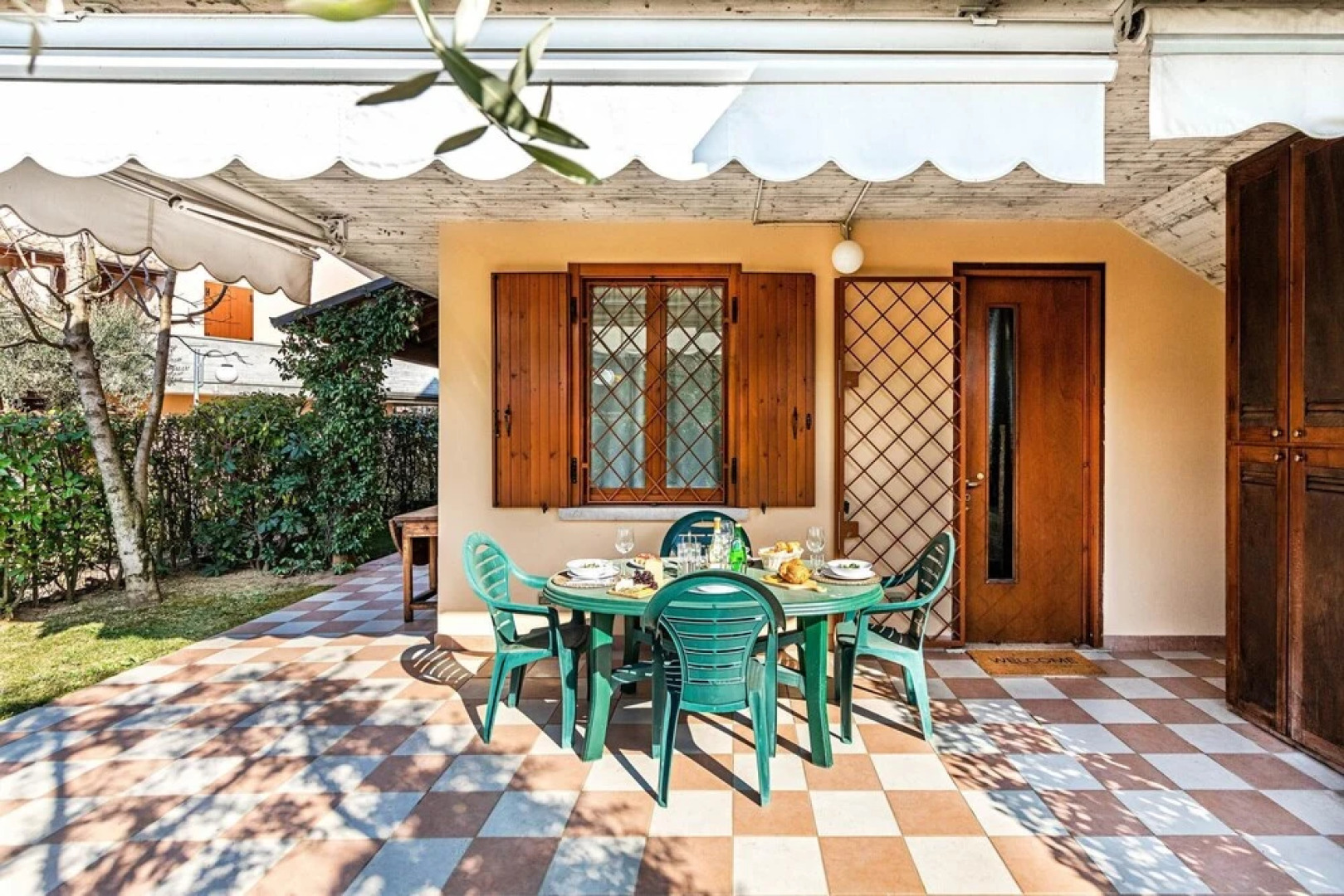 Lauri 0 11 Apartment by Wonderful Italy