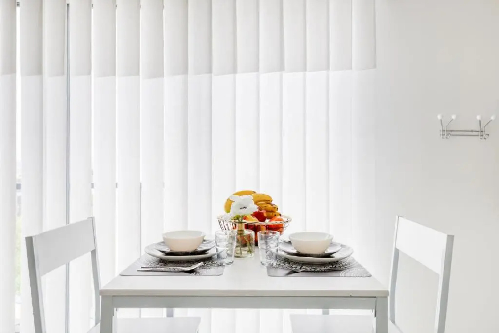 Studio élégant style black&white 5min gare Poissy