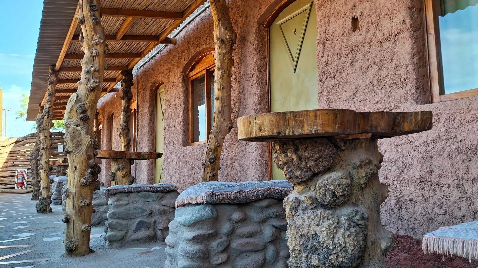 Hostal Jama
