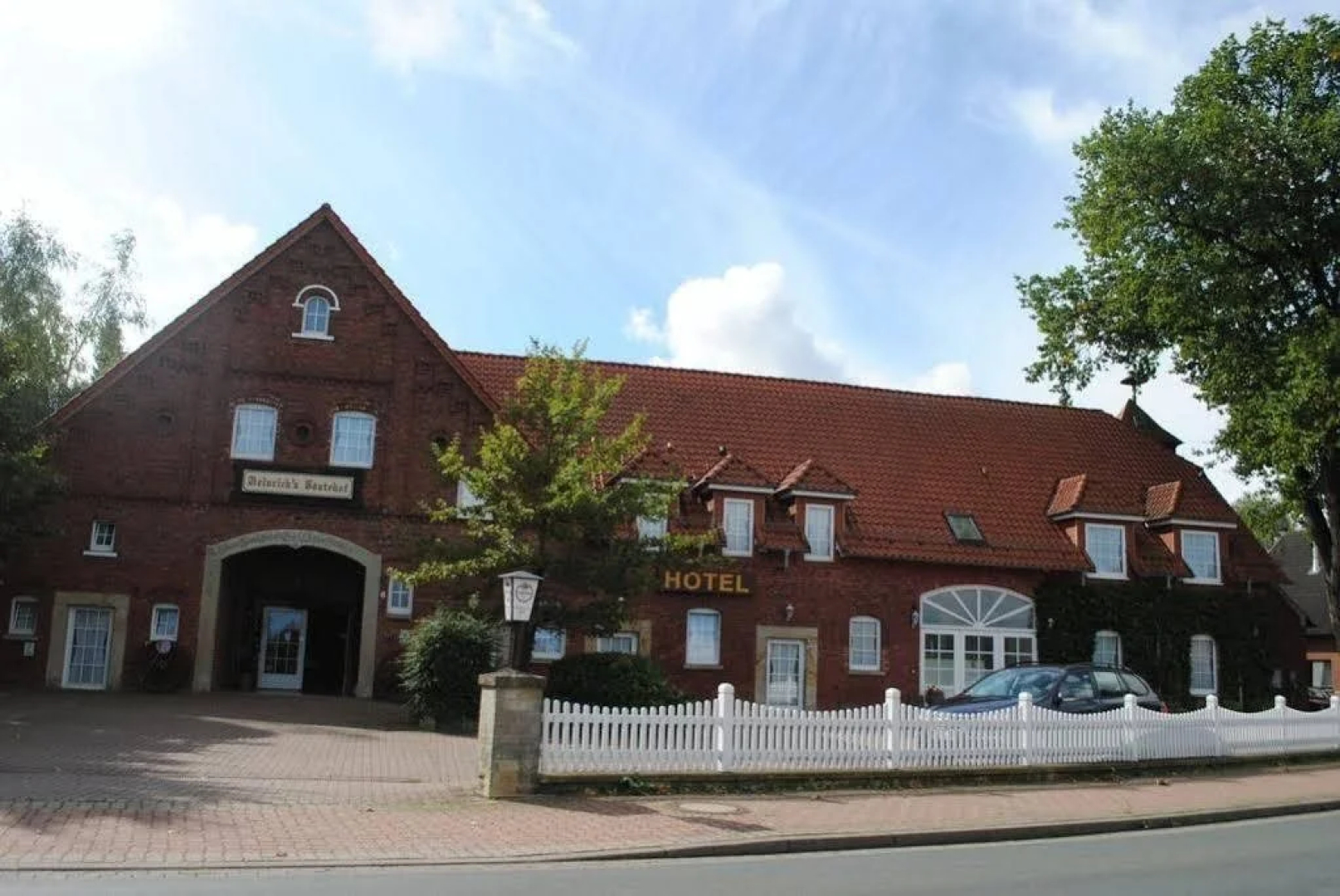 Gaestehof Zum Dicken Heinrich