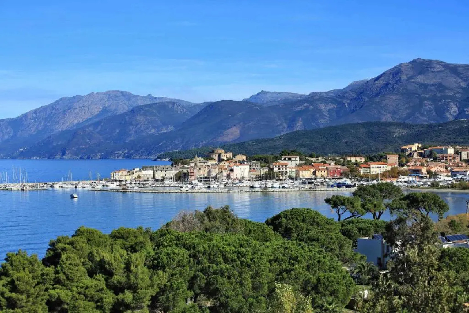 Domaine A Mortella T4 Vue mer - accès plage