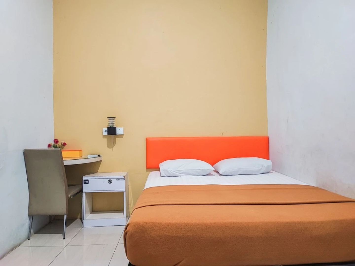 RedDoorz @ Hotel Bersaudara Bungo
