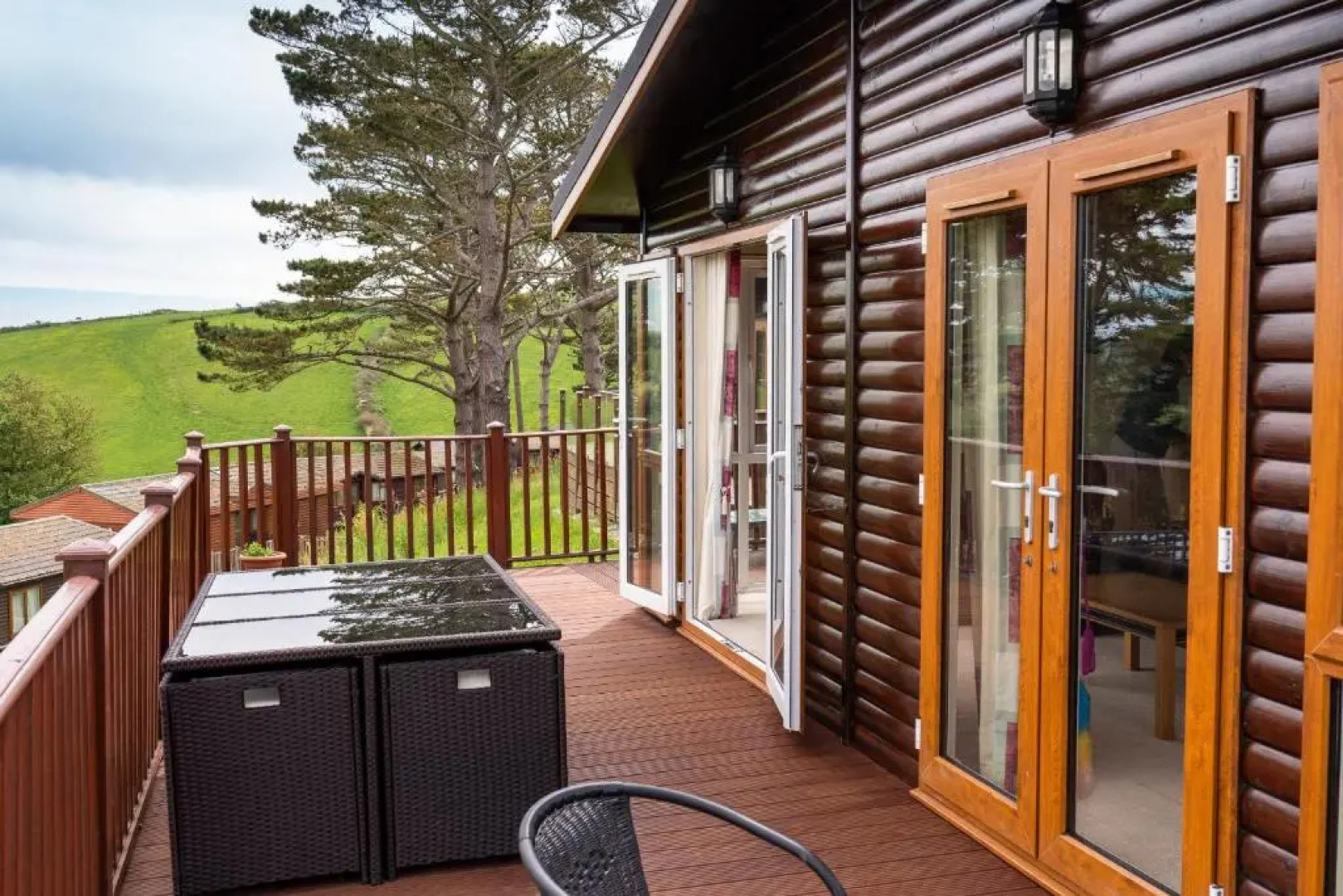Whitsand Bay Lodge