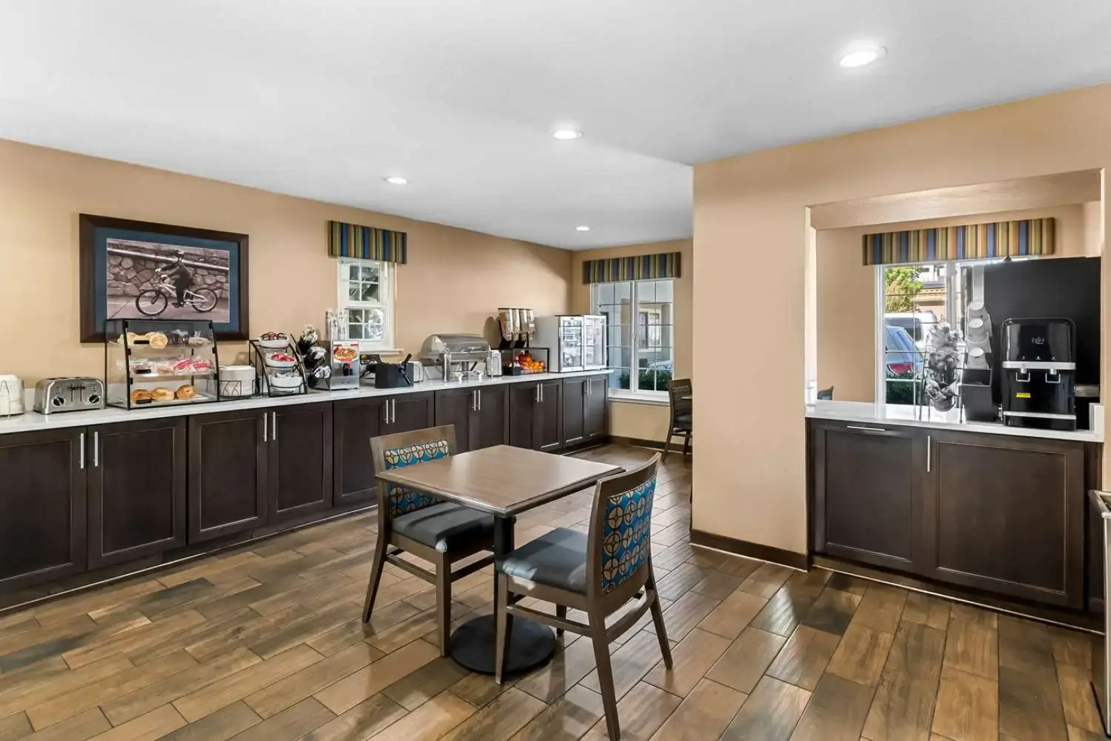 Best Western University Lodge