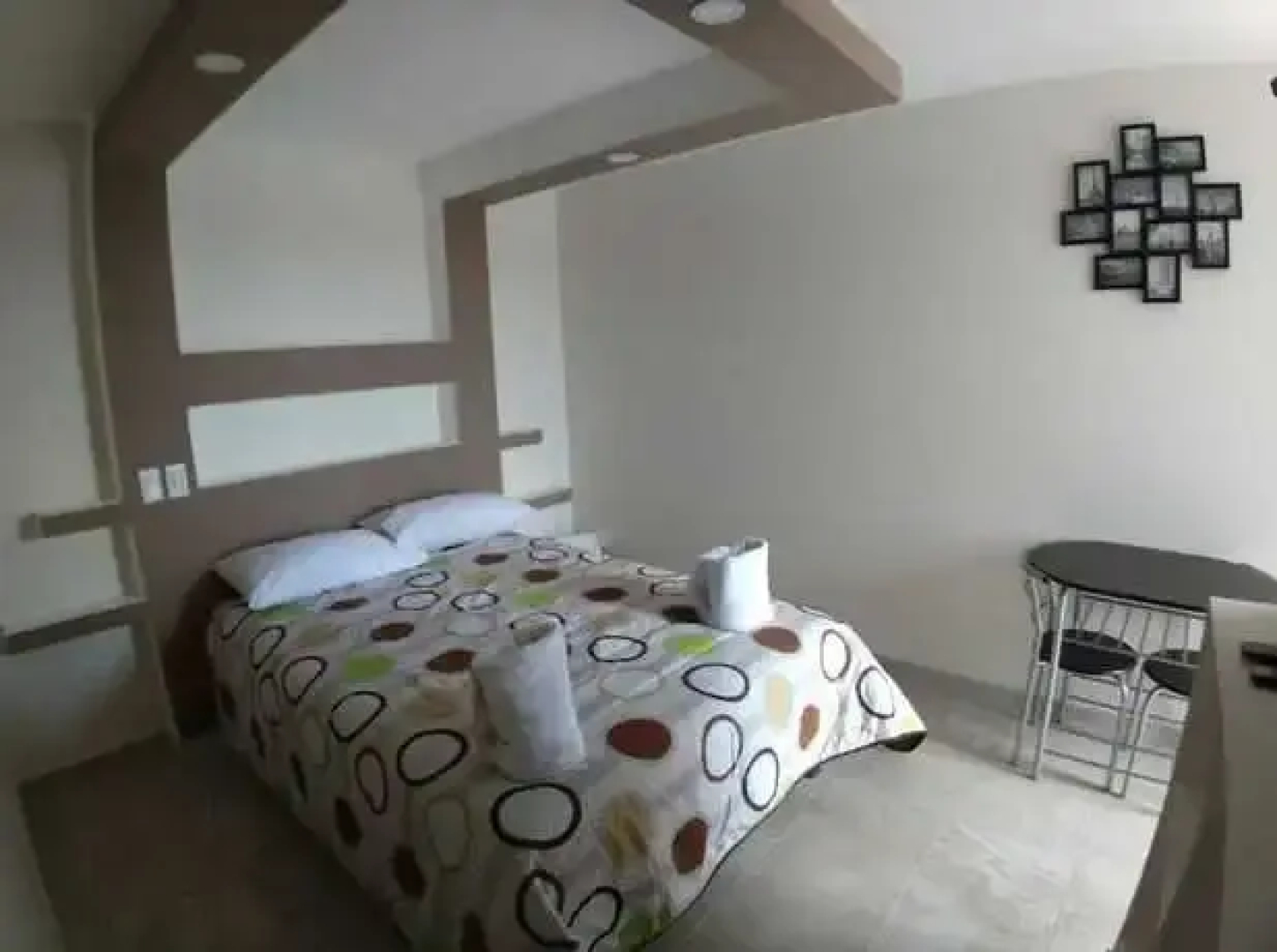 Hotel Caudillos Inn