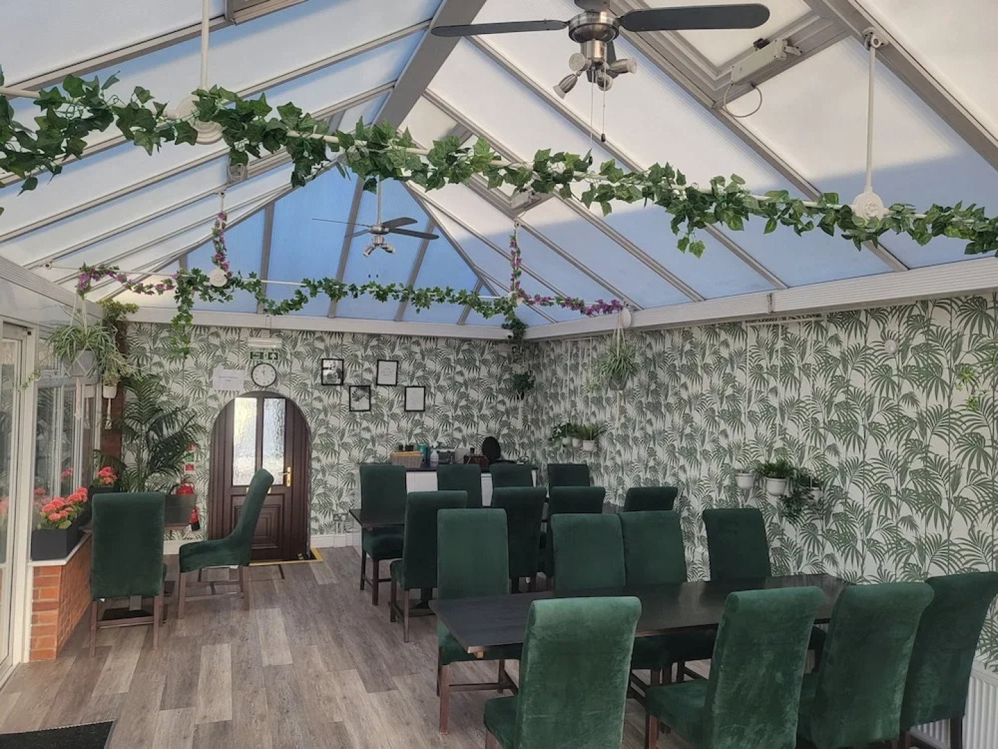 The Hare And Barrel Hotel