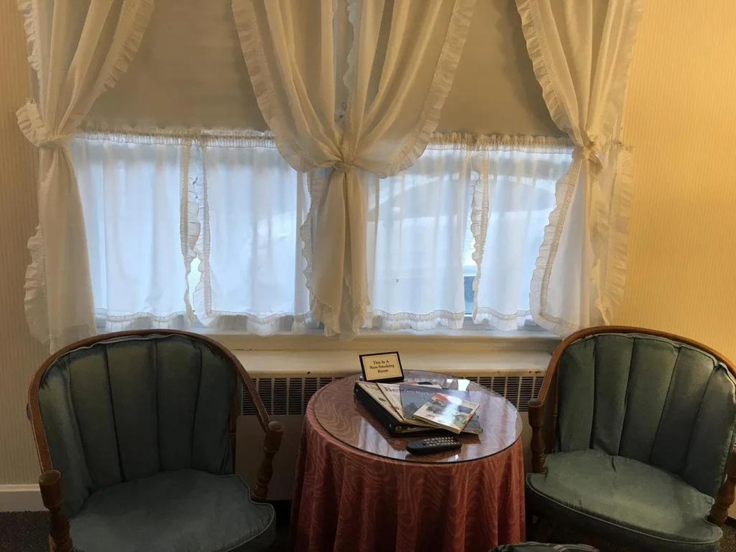 1896 House Inn & Country Lodgings