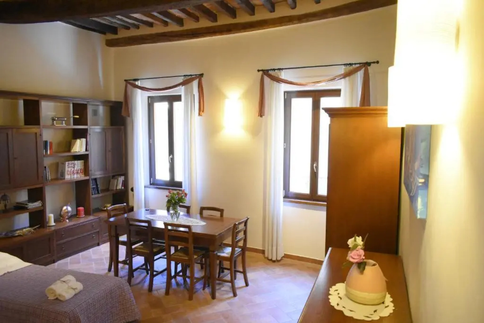 Room in Guest Room - La Dimora nel Corso