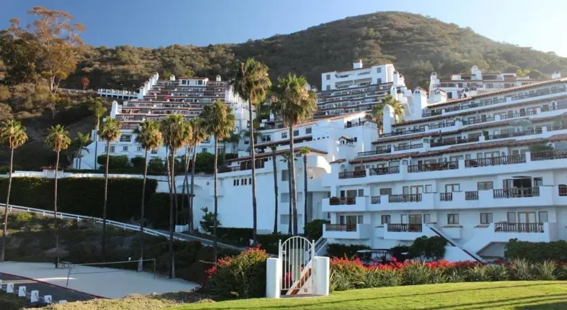 Catalina Holiday Beachfront Villas