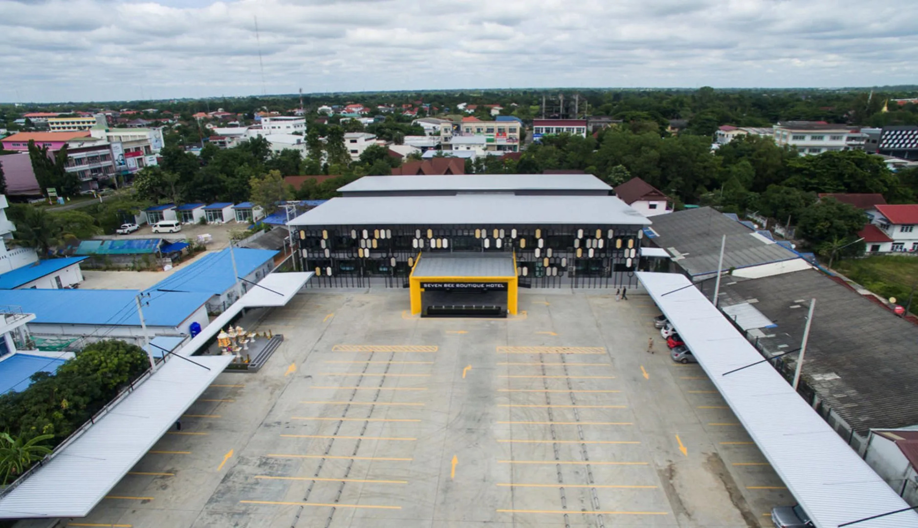 Seven Bee Boutique Hotel