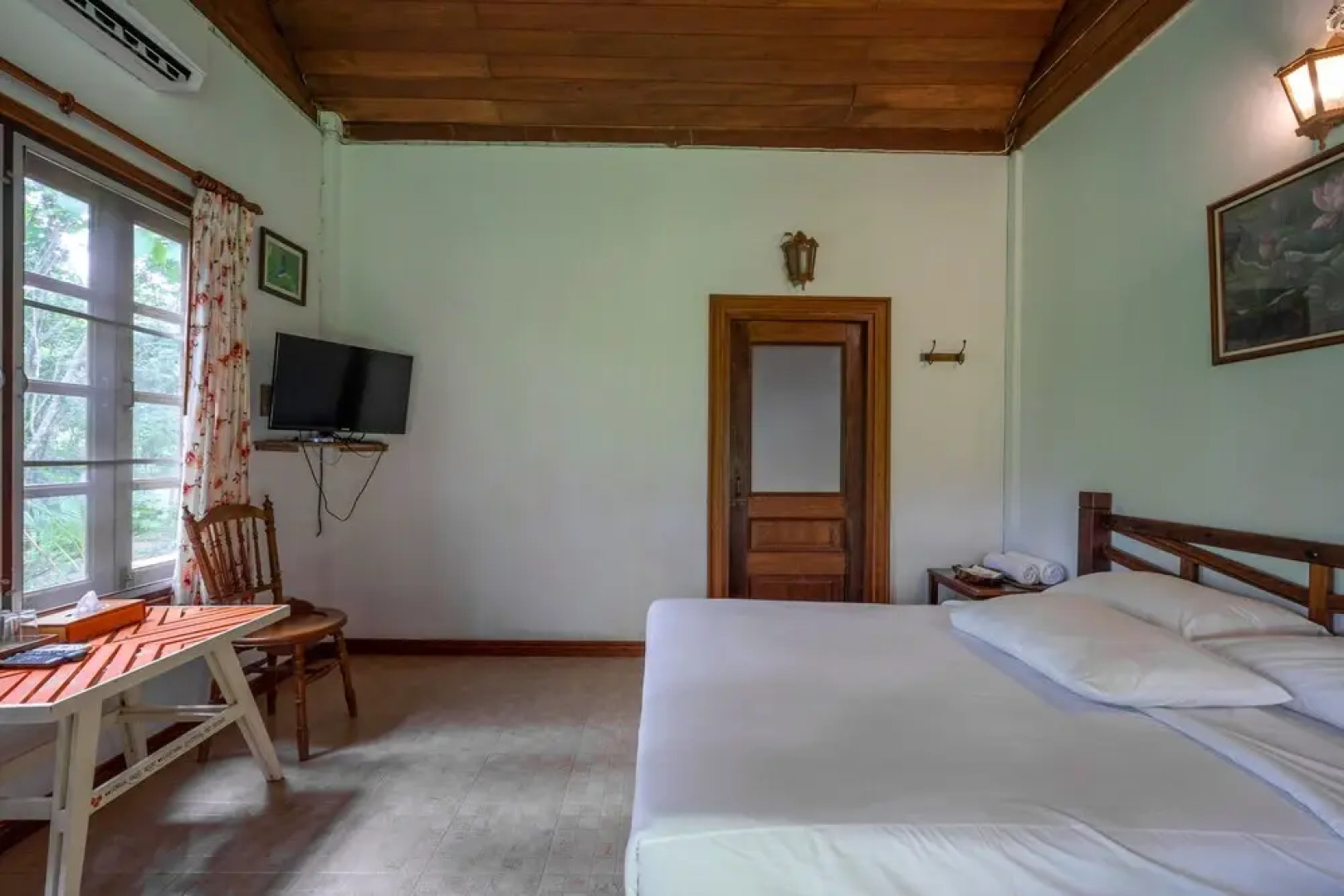 Donsak Orchid Resort